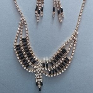 Beautiful Necklace and earrings set